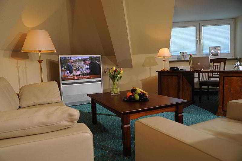 גותה Hotel Der Lindenhof מראה חיצוני תמונה